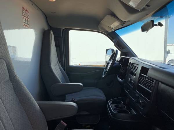 2017 Chevrolet G3500 15' Cargo Box, Gas, Auto, 30K Miles, E-Track, Ver for sale in Oklahoma City, OK – photo 13