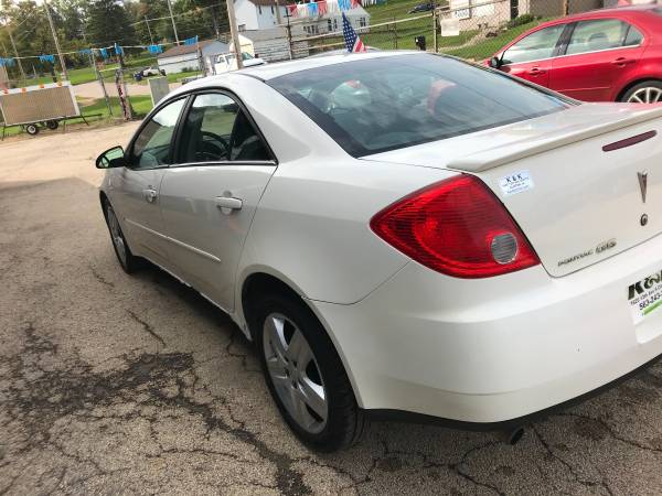 2008 Pontiac G6 Runs GREAT FULLY LOADED!!! - cars & trucks - by... for sale in Clinton, IA – photo 7