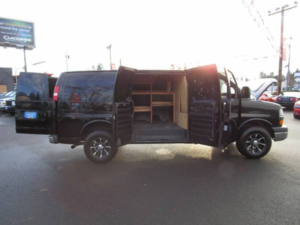 2013 Chevrolet Express Cargo Van 2500 PANEL BLACK 1 OWNER SO CLEAN for sale in Milwaukie, OR – photo 24