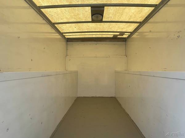 05 Ford E-350 E350 XL 10ft Hi Cube Utility Van Gas 1 Owner SKU: 13923 for sale in south jersey, NJ – photo 18