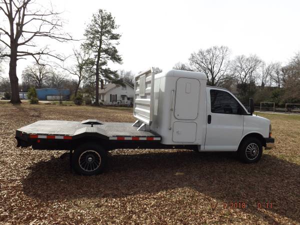2010 CHEVY G4500 DIESEL, CUSTOM HAULER WITH SLEEPER ! ONLY 59K! LOOK for sale in Experiment, GA – photo 3