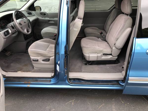 03 Ford Windstar SE - cars & trucks - by owner - vehicle automotive... for sale in Sterling Heights, MI – photo 6