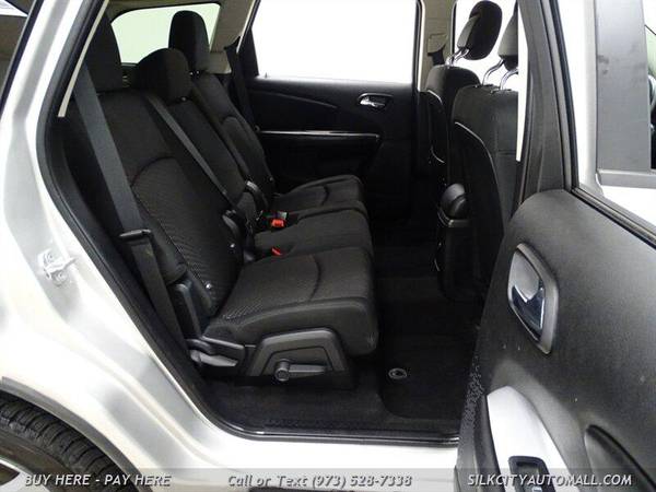 2011 Dodge Journey Mainstreet AWD Low Miles AWD Mainstreet 4dr SUV -... for sale in Paterson, PA – photo 11