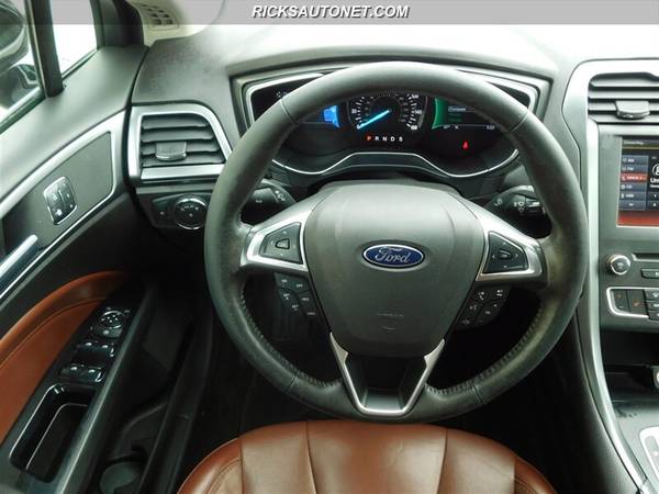2016 Ford Fusion SE Luxury Package for sale in Cedar Rapids, IA – photo 8