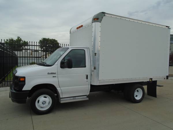 Dump Trucks, Box Trucks, Utility Trucks & Flatbed Trucks for sale in Dupont, CO – photo 13