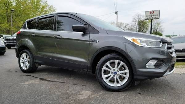 2017 Ford Escape SE - - by dealer - vehicle automotive for sale in Georgetown, KY – photo 18