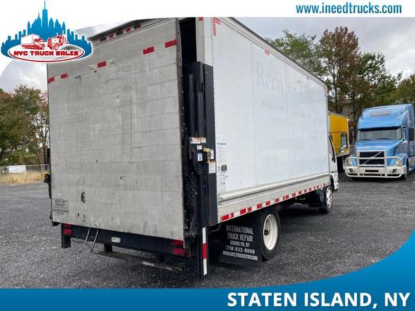2007 ISUZU NQR 16' FEET DIESEL BOX TRUCK LIFT GATE LOW MILES -maryland for sale in Staten Island, District Of Columbia – photo 4