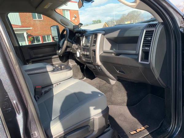 Stop By and Test Drive This 2017 Ram 3500 with 88,782 Miles-Hartford... for sale in South Windsor, CT – photo 12