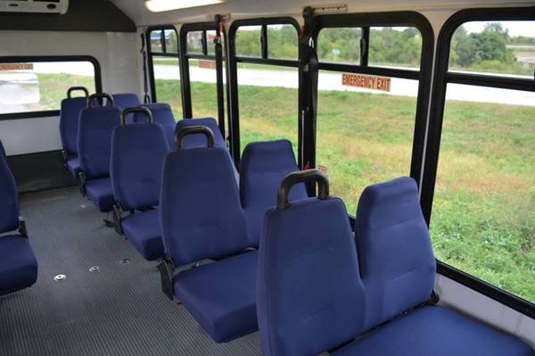 2010 Ford E-450 16 Passenger Paratransit Shuttle Bus for sale in Peoria, IL – photo 15