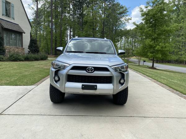 2014 Toyota 4Runner 4X4 NO ACCIDENTS, NICE UPGRADES! - cars for sale in Birmingham, AL – photo 8