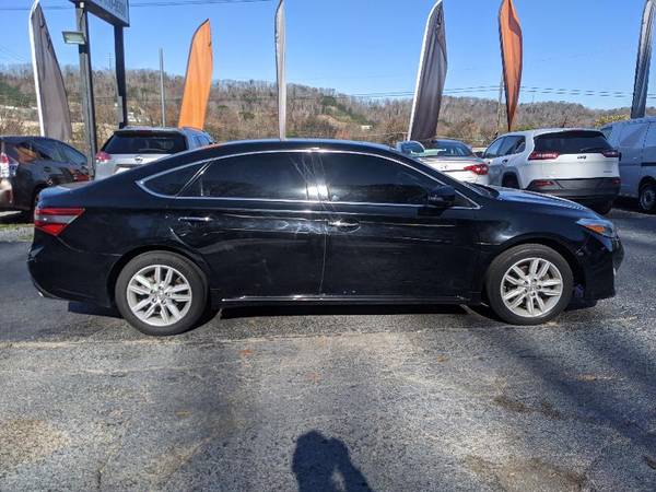 2015 Toyota Avalon XLE - cars & trucks - by dealer - vehicle... for sale in Knoxville, TN – photo 8