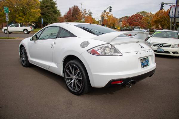 2009 Mitsubishi Eclipse GT - Leather! Back up Camera! Moonroof! for sale in Corvallis, OR – photo 13