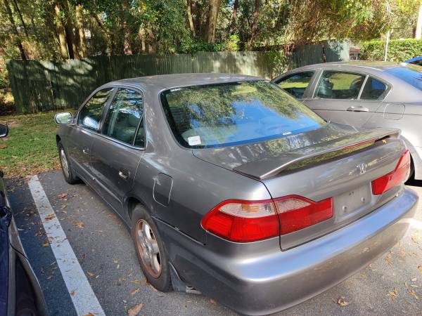 2000 Honda Accord LX 3.0L V6 - cars & trucks - by owner - vehicle... for sale in Gainesville, FL – photo 4
