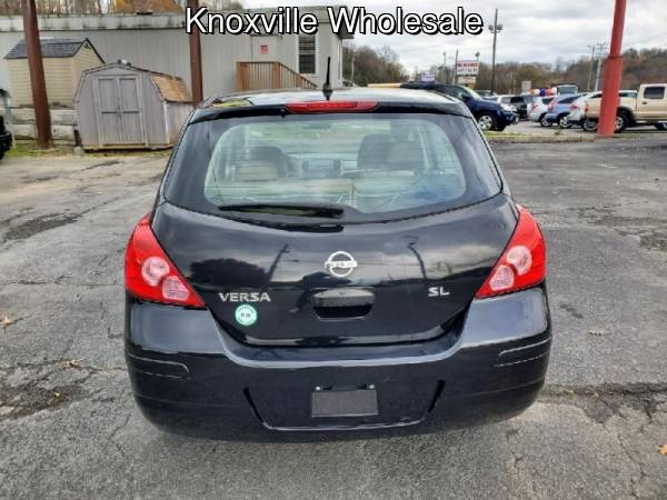 2009 Nissan Versa 1.8 S 4dr Hatchback 4A - cars & trucks - by dealer... for sale in Knoxville, TN – photo 4