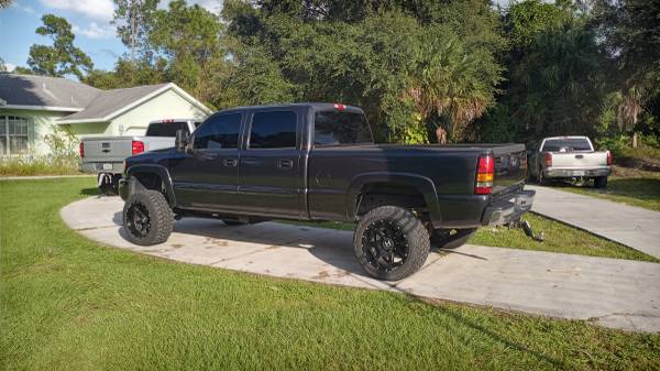 2004 GMC 2500 HD SLT 6liter. - cars & trucks - by owner - vehicle... for sale in North Port, FL – photo 7