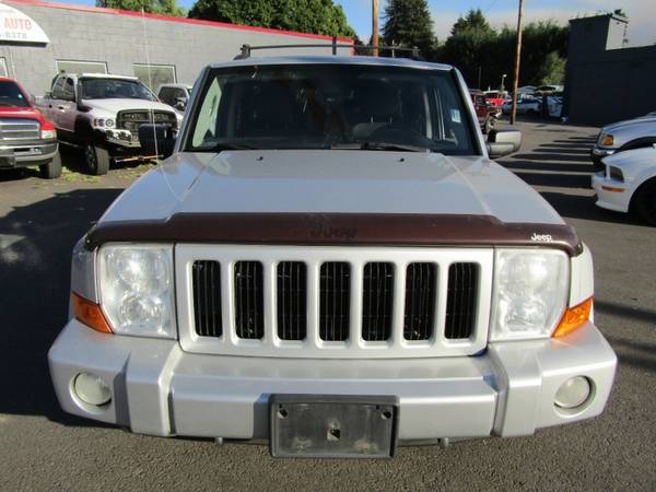 2006 Jeep Commander 4dr 4X4 *SILVER* 65 EDITION RUNS AWESOME !! -... for sale in Milwaukie, OR – photo 4