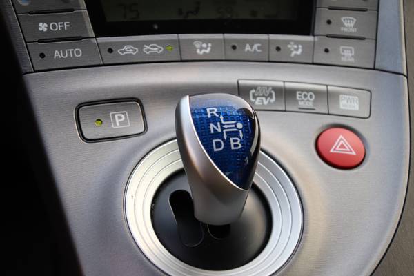 2015 Toyota Prius Plugin Hybrid Advanced Hatchback hatchback Gray for sale in Colma, CA – photo 15