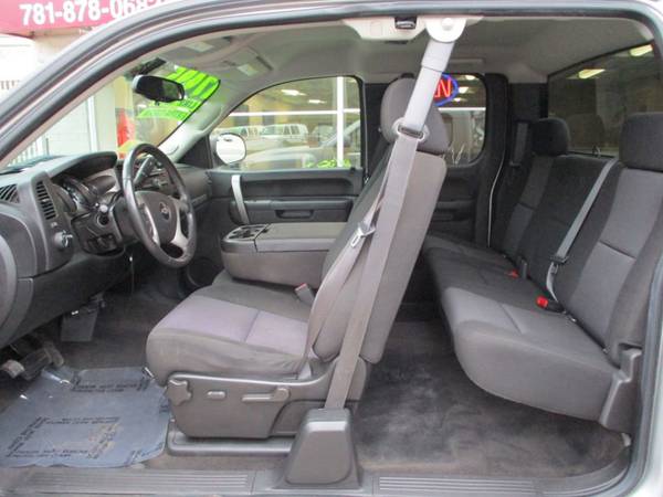 2010 *Chevrolet* *Silverado 1500* *4WD Ext Cab 143.5 LT for sale in Abington, MA – photo 20