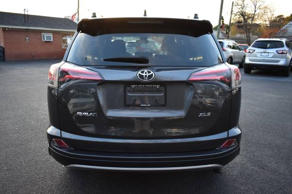 1 Owner 2017 Toyota Rav4 XLE Like New! WARRANTY! No Doc Fees! - cars... for sale in Apex, NC – photo 5