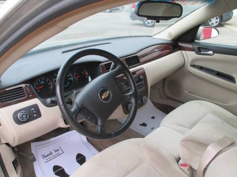 2011 Chevy impala - - by dealer - vehicle automotive for sale in Pontiac, MI – photo 5