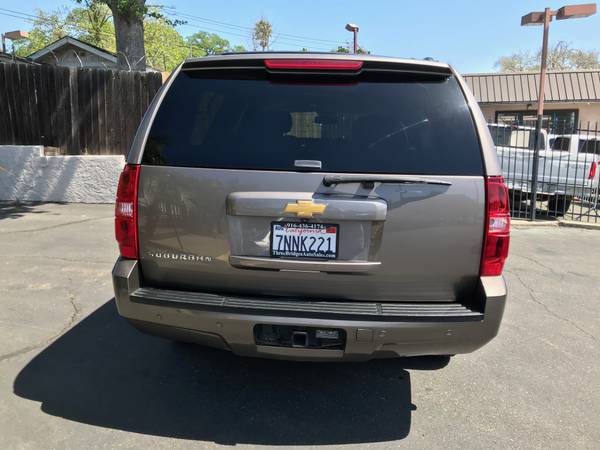 2014 Chevy Suburban LT 4x4 - - by dealer - vehicle for sale in Fair Oaks, CA – photo 4