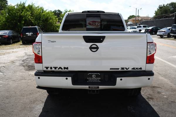 2019 Nissan Titan SV 4x4 4dr Crew Cab Pickup Truck for sale in Miami, TX – photo 4