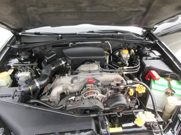 2005 Subaru Legacy AWD Sedan - 5 Speed Manual/Wheels/Low Miles for sale in Des Moines, IA – photo 18