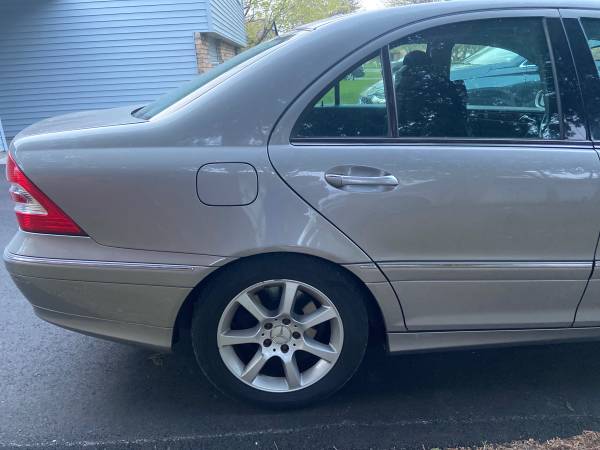 Mercedes Benz C280 for sale in Minneapolis, MN – photo 15