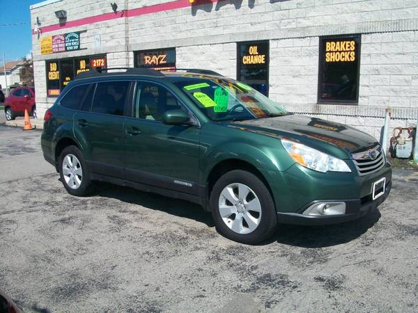 2011 Subaru Outback 2.5 - All Credit Accepted!!!!! - cars & trucks -... for sale in Buffalo, NY – photo 2
