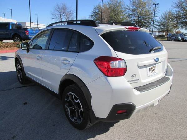 2014 Subaru XV Crosstrek 2.0i Limited suv Satin White Pearl - cars &... for sale in Fayetteville, AR – photo 4