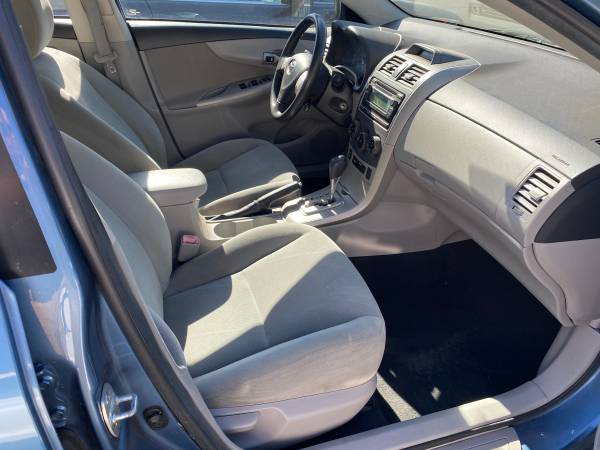 2012 Toyota Corolla LE - Excellent Condition **Well Maintained ****... for sale in Mesa, AZ – photo 5
