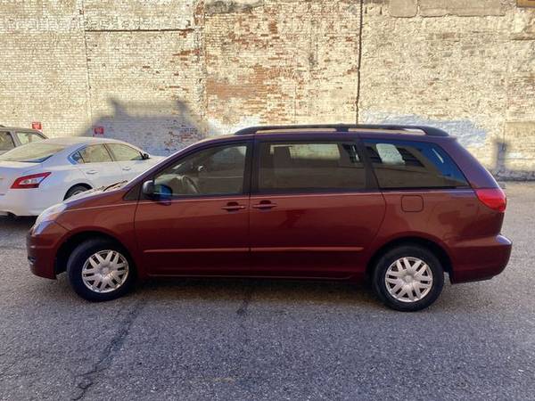2008 Toyota Sienna - - cars & trucks - by dealer - vehicle... for sale in Fort Collins, WY – photo 4