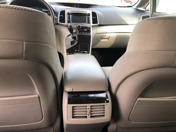 Toyota Venza 2013 Awd 6 Cylinders 74K Miles ***Drives New*** - cars... for sale in Norwich, CT – photo 9