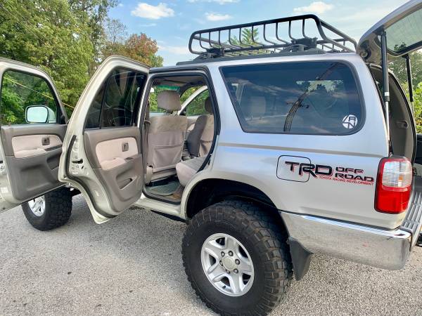 2001 Toyota 4Runner 4x4 V6 Lifted 33" tires OBO for sale in Franklin, TN – photo 4