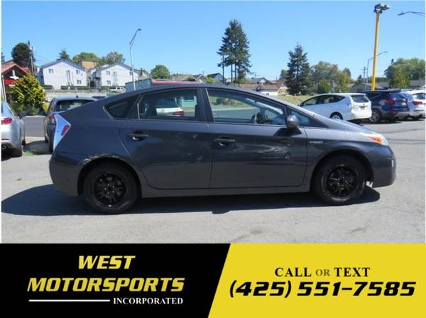 2014 Toyota Prius One Hatchback 4D - cars & trucks - by dealer -... for sale in Everett, WA – photo 6