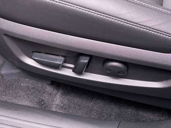 2020 INFINITI QX50 LUXE Sport Utility 4D hatchback Black - FINANCE -... for sale in Houston, TX – photo 24