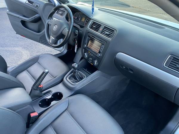 2012 *Volkswagen*TDI * LOADED Jetta Sedan* *4dr Manual - cars &... for sale in Auburn, WA – photo 10