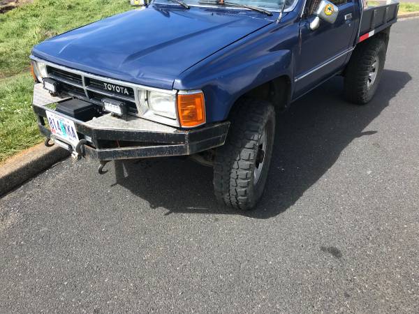 1987 toyota pickup for sale in Newport, OR – photo 4