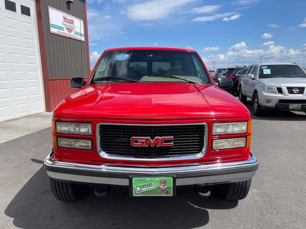 1-OWNER 1996 GMC Suburban 2500 4WD LOW MILES 95, 140 WOW ! - cars & for sale in Airway Heights, MT – photo 9