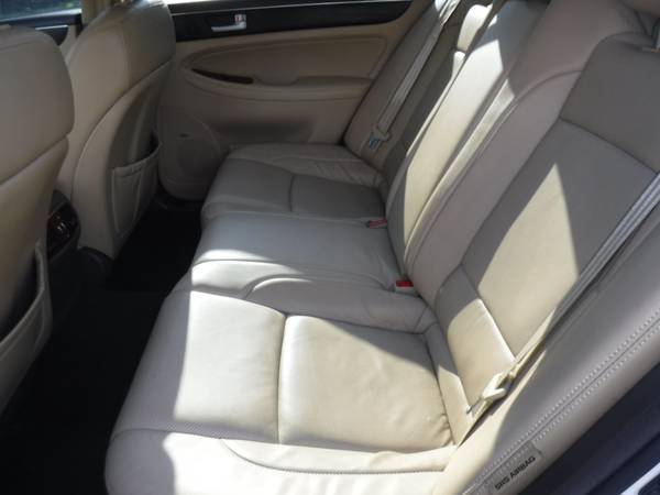 2012 Hyundai Genesis 3.8L V6 Navi for sale in New Port Richey , FL – photo 8