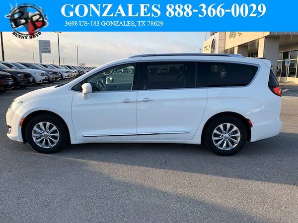 2018 Chrysler Pacifica Touring L for sale in Bastrop, TX – photo 2