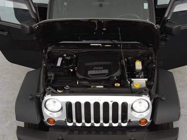 2013 Jeep Wrangler Unlimited Sport SUV 4D suv Black - FINANCE ONLINE for sale in Atlanta, CA – photo 4