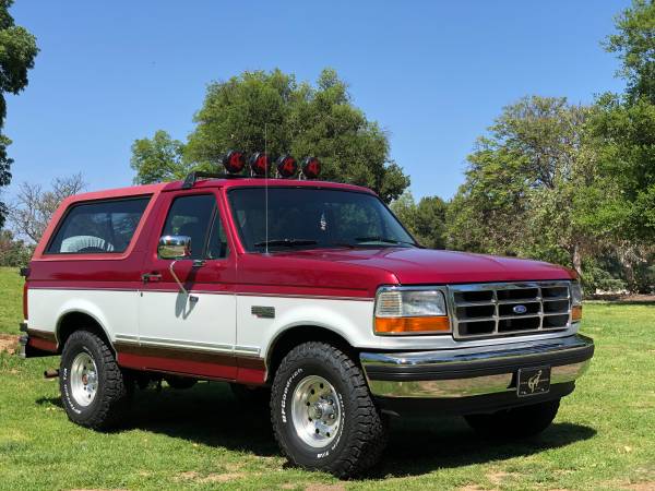 1994 Ford Bronco XLT excellent condition for sale in Burbank, CA – photo 4