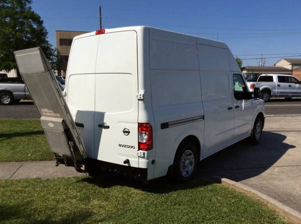TOMMY LIFT! 2018 Nissan NV2500 S FREE WARRANTY - cars & for sale in Metairie, LA – photo 22
