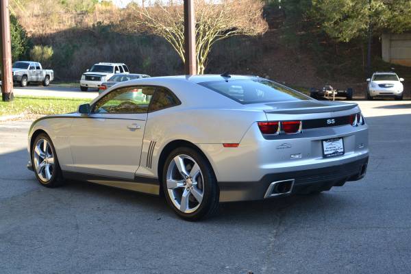 2010 CHEVY CAMARO SS - CLEAN TITLE - 6 SPEED - RS PACKAGE - LEATHER... for sale in Cary, NC – photo 7