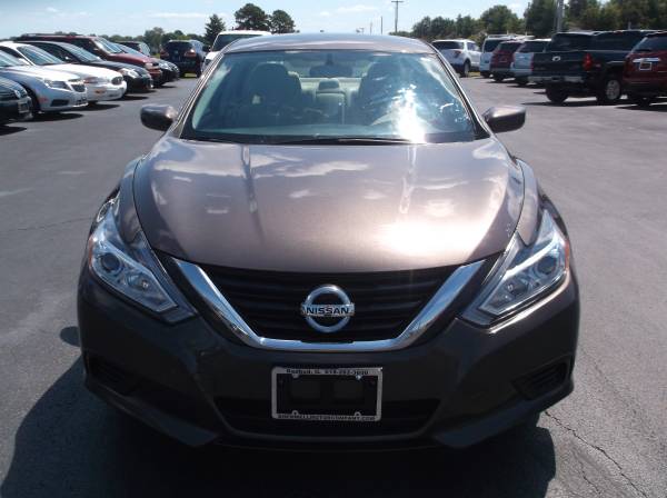 2017 NISSAN ALTIMA SV for sale in RED BUD, IL, MO – photo 8