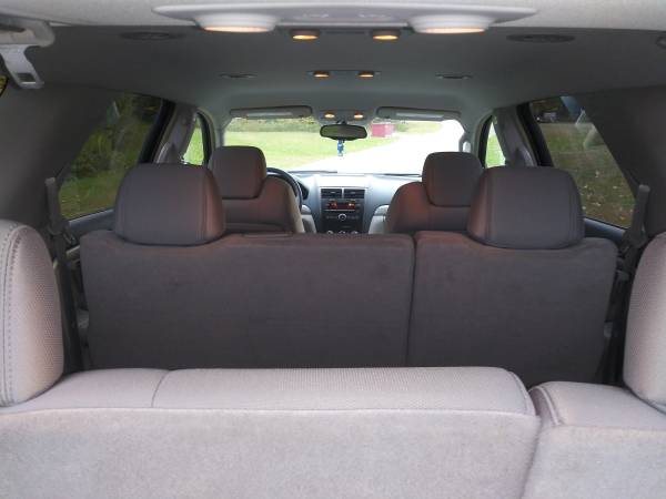 2007 Saturn Outlook XE AWD for sale in Windsor, ME – photo 10