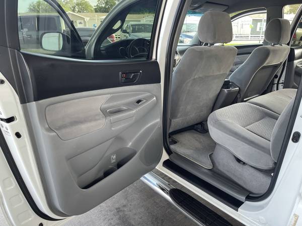2008 Toyota Tacoma PreRunner Double Crew Cab - 1 Owner - TSS Sport for sale in Gonzales, LA – photo 19