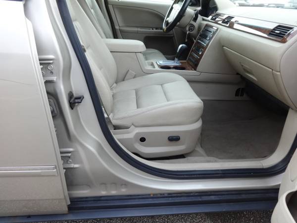 2006 Ford Five-Hundred, SEL, Sedan - - by dealer for sale in Mogadore, OH – photo 10
