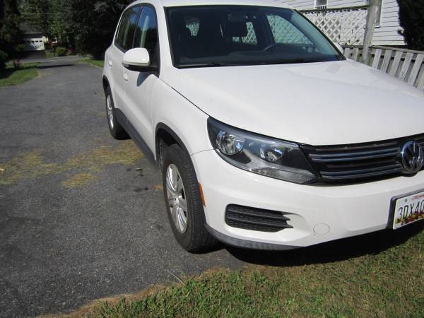 2012 VW Tiguan with manual transmission - cars & trucks - by owner -... for sale in Derwood, District Of Columbia – photo 6